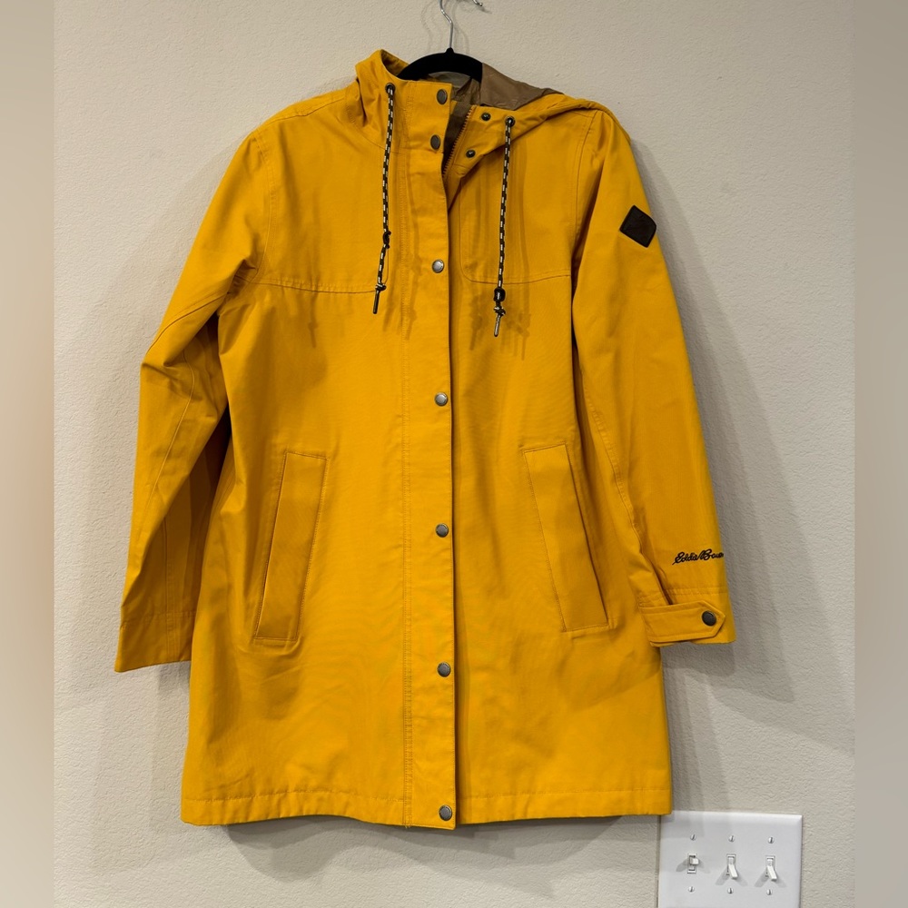 ☔️Eddie Bauer Charly Parka size Med yellow